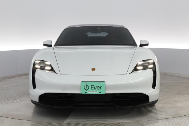 2021 Porsche Taycan — photo 6 of 29