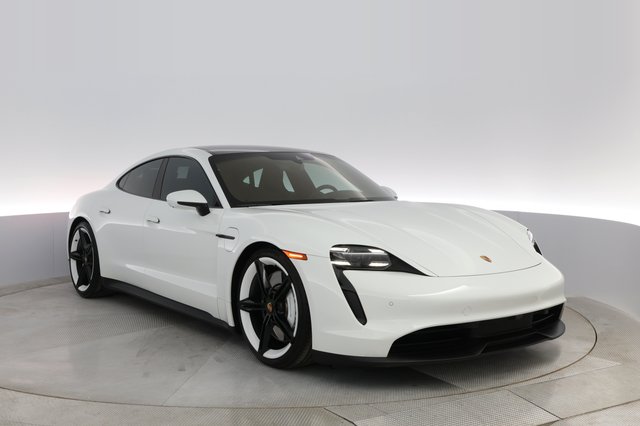2021 Porsche Taycan — photo 6 of 29