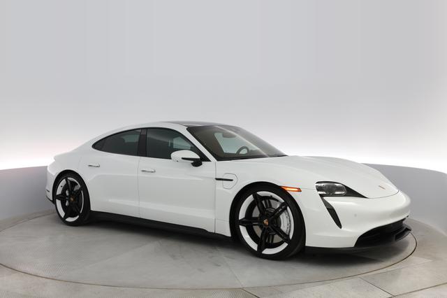 2021 Porsche Taycan — photo 7 of 29