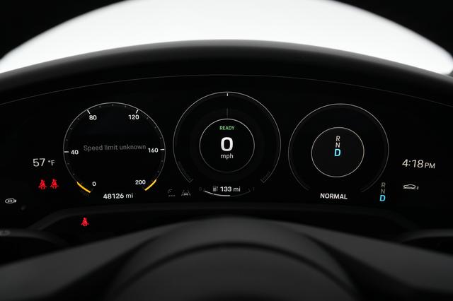 2021 Porsche Taycan — photo 5 of 29