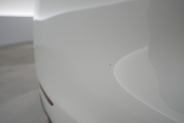 2021 Porsche Taycan — photo 25 of 29