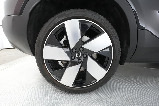 2023 Volvo C40 Recharge — photo 15 of 35