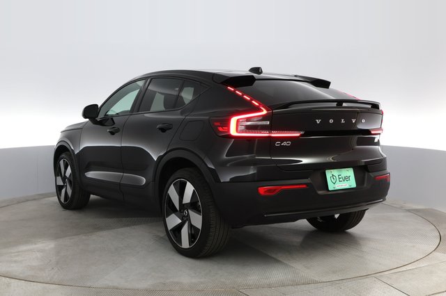 2023 Volvo C40 Recharge — photo 10 of 35