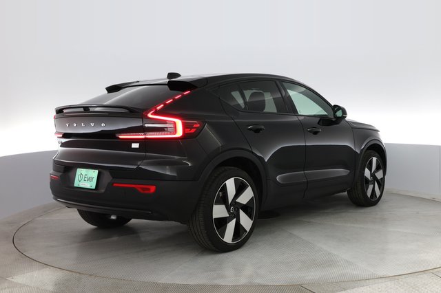 2023 Volvo C40 Recharge — photo 2 of 35