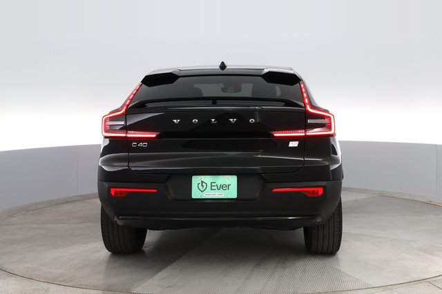 2023 Volvo C40 Recharge — photo 9 of 35