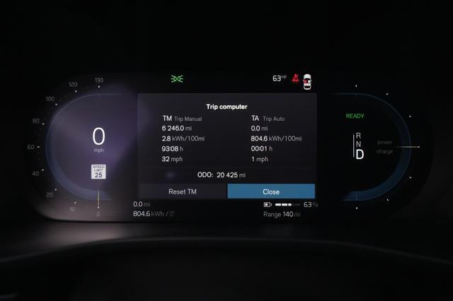2023 Volvo C40 Recharge — photo 5 of 35
