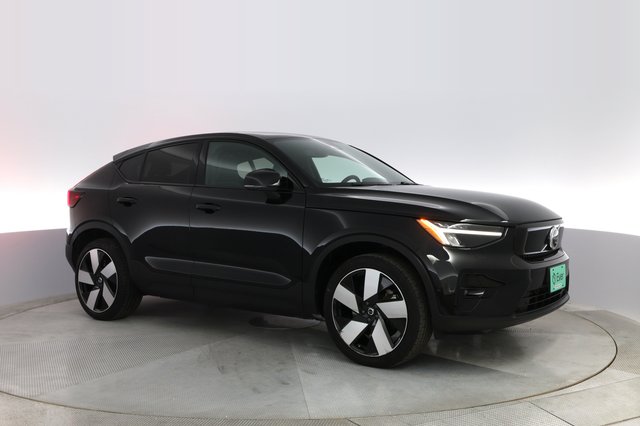 2023 Volvo C40 Recharge — photo 8 of 35
