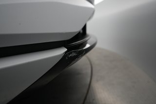 2022 Audi e-tron — photo 22 of 45