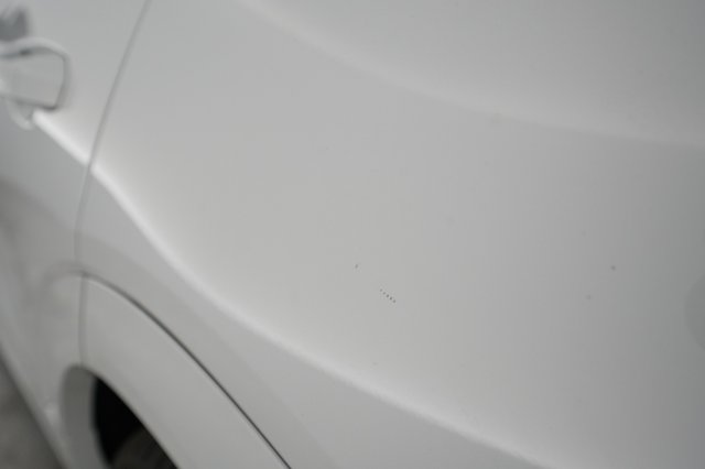 2022 Audi e-tron — photo 32 of 45