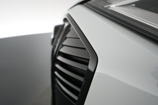 2022 Audi e-tron — photo 43 of 45