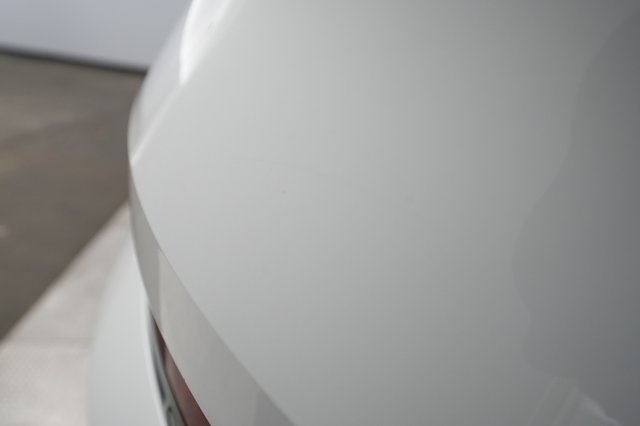 2022 Audi e-tron — photo 24 of 45