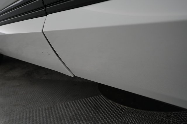 2022 Audi e-tron — photo 31 of 45