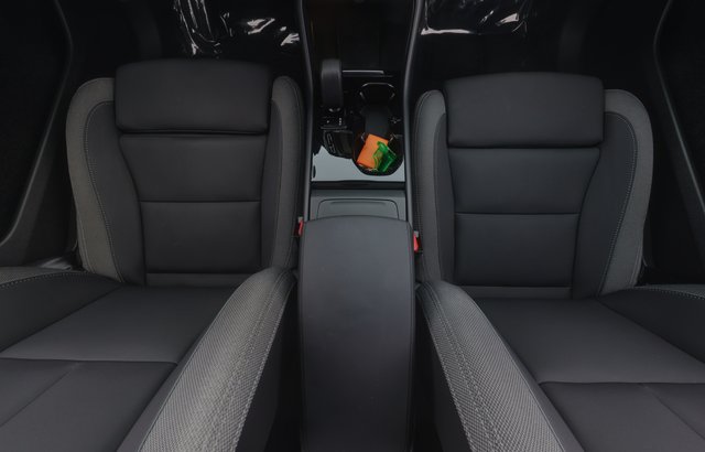 2023 Volvo XC40 Recharge — photo 17 of 29