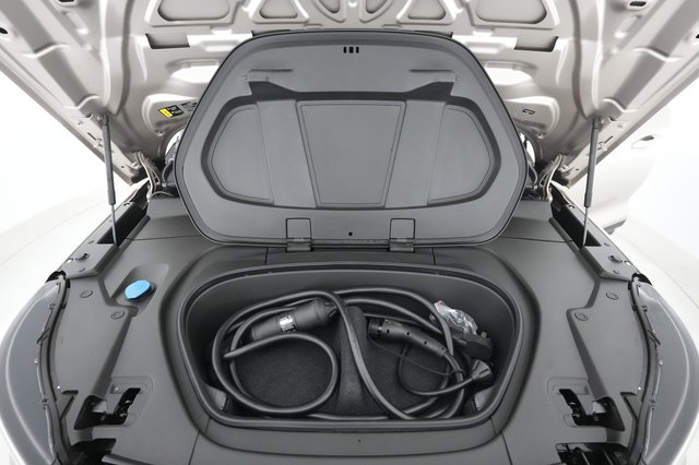 2023 Volvo XC40 Recharge — photo 23 of 29
