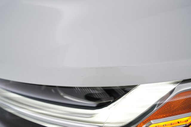 2021 Volvo XC40 Recharge — photo 28 of 40