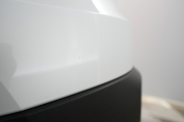 2021 Volvo XC40 Recharge — photo 31 of 40