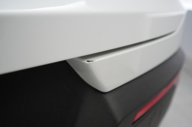 2021 Volvo XC40 Recharge — photo 33 of 40
