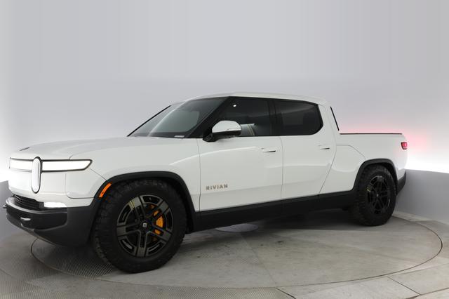 2022 Rivian R1T — photo 10 of 26