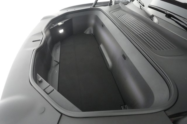 2022 Rivian R1T — photo 20 of 26