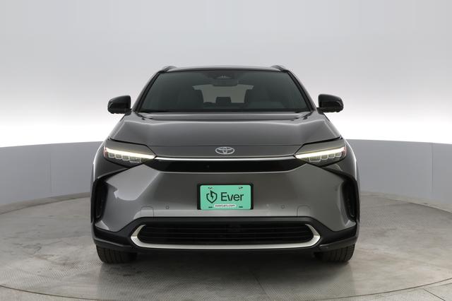 2023 Toyota bZ4X — photo 6 of 33