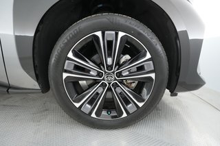 2023 Toyota bZ4X — photo 15 of 33