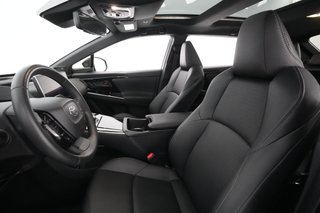 2023 Toyota bZ4X — photo 17 of 33