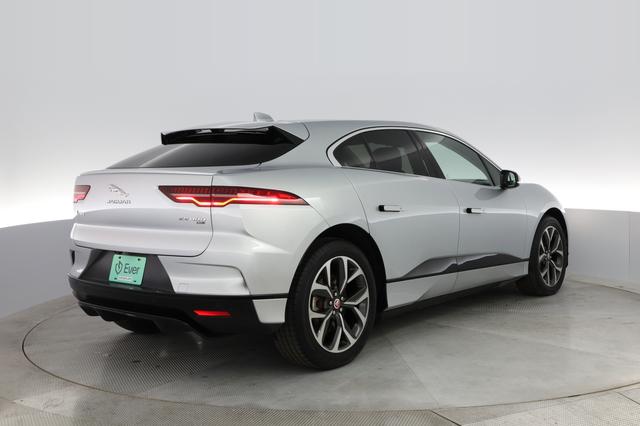 2022 Jaguar I-Pace — photo 2 of 32