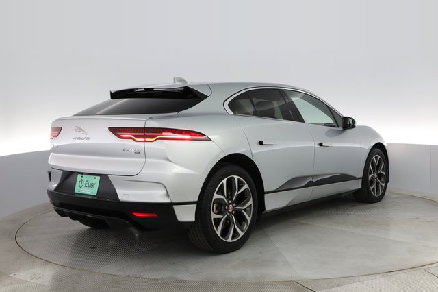 2022 Jaguar I-Pace — photo 2 of 32