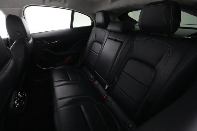 2022 Jaguar I-Pace — photo 21 of 29