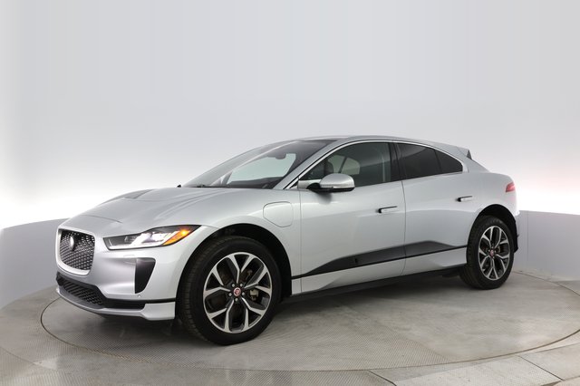 2022 Jaguar I-Pace — photo 13 of 29