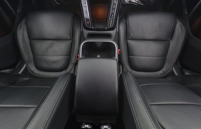 2022 Jaguar I-Pace — photo 19 of 29