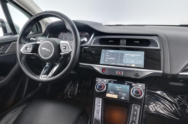2022 Jaguar I-Pace — photo 3 of 29