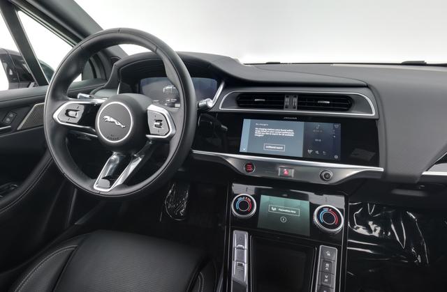 2022 Jaguar I-Pace — photo 3 of 27