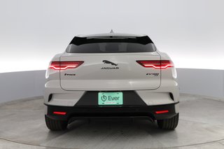 2022 Jaguar I-Pace — photo 9 of 27