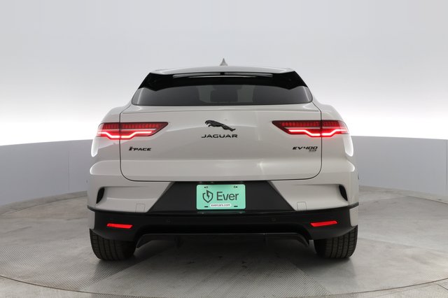 2022 Jaguar I-Pace — photo 9 of 27