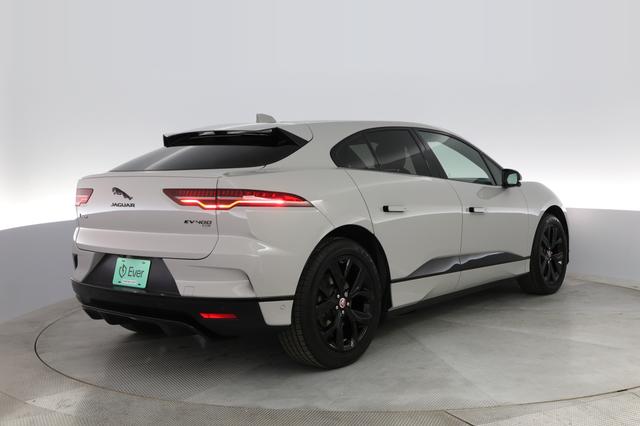 2022 Jaguar I-Pace — photo 2 of 27