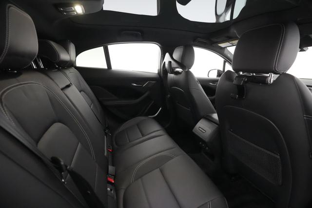 2022 Jaguar I-Pace — photo 4 of 27