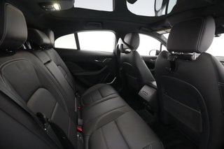 2022 Jaguar I-Pace — photo 21 of 27