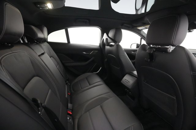 2022 Jaguar I-Pace — photo 21 of 27