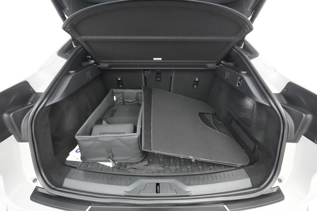 2022 Jaguar I-Pace — photo 22 of 27