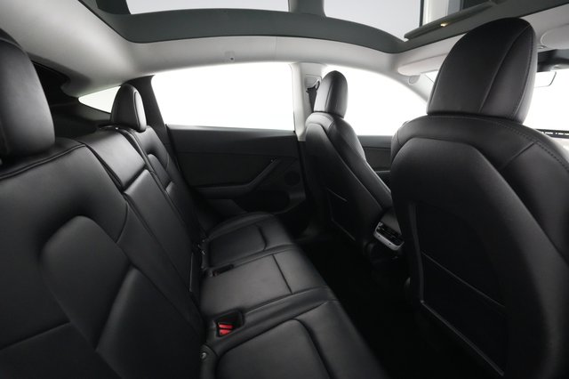 2022 Tesla Model Y — photo 4 of 41