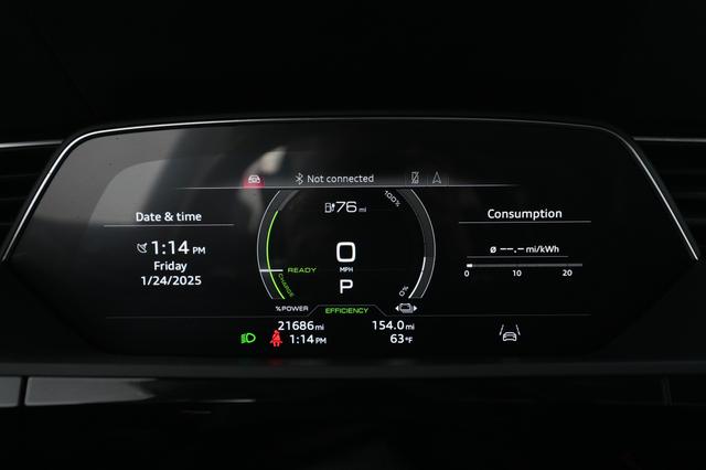 2021 Audi e-tron — photo 4 of 30