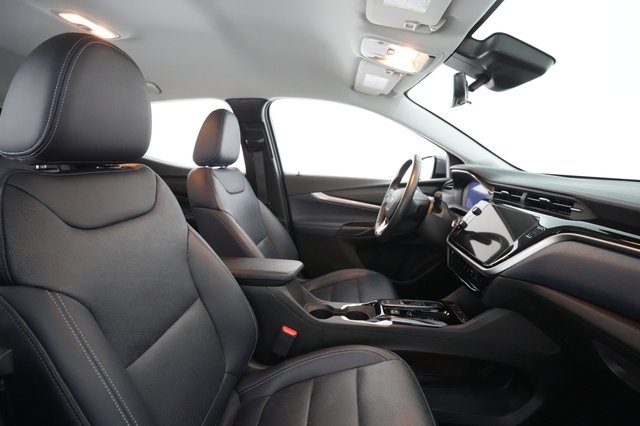 2022 Chevrolet Bolt EUV — photo 17 of 21