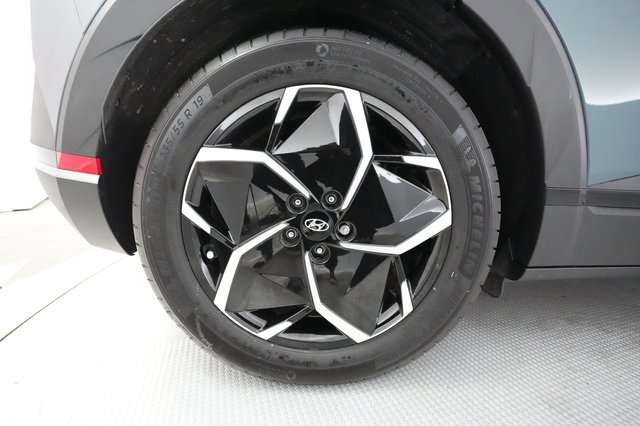2024 Hyundai IONIQ 5 — photo 14 of 20