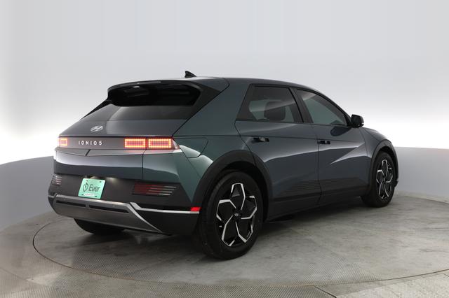 2024 Hyundai IONIQ 5 — photo 2 of 20