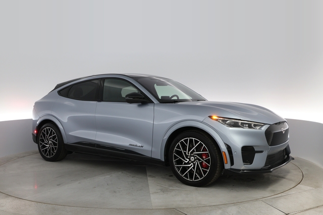 2022 Ford Mustang Mach-E