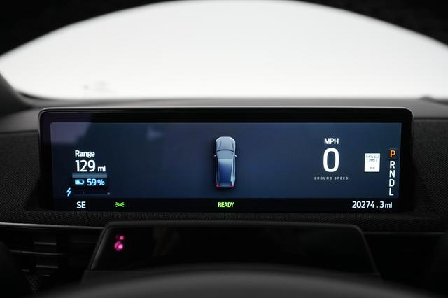 2022 Ford Mustang Mach-E — photo 4 of 29