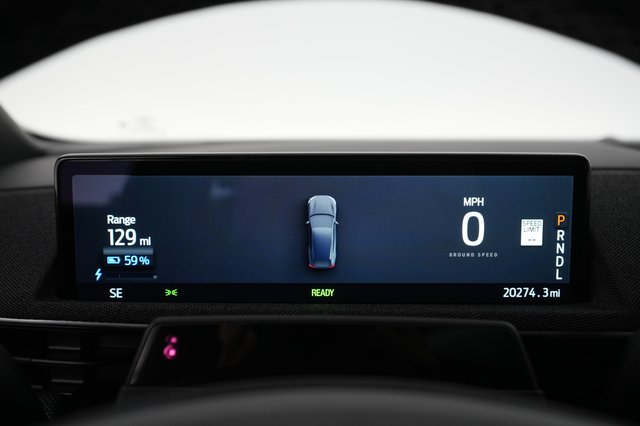 2022 Ford Mustang Mach-E — photo 4 of 29