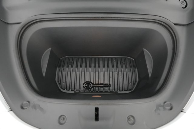2021 Tesla Model Y — photo 20 of 25