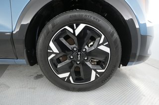 2023 Kia Niro EV — photo 12 of 37